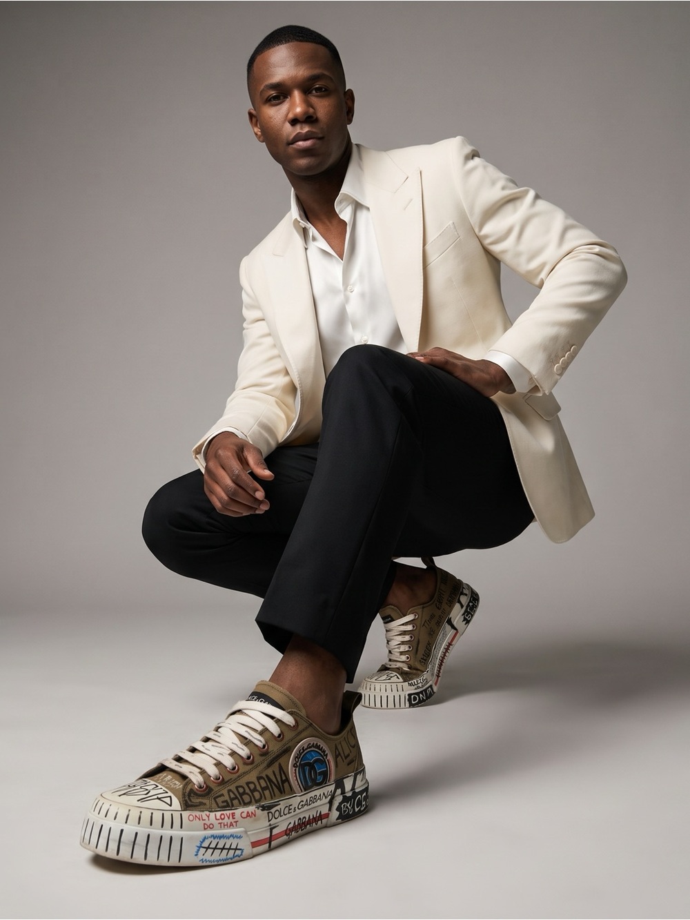 Original Dolce & Gabbana Beige and Black Graphic Low-Top Sneakers